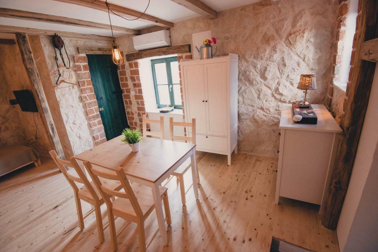 Villa Kolar Pirovac Eksteriør bilde